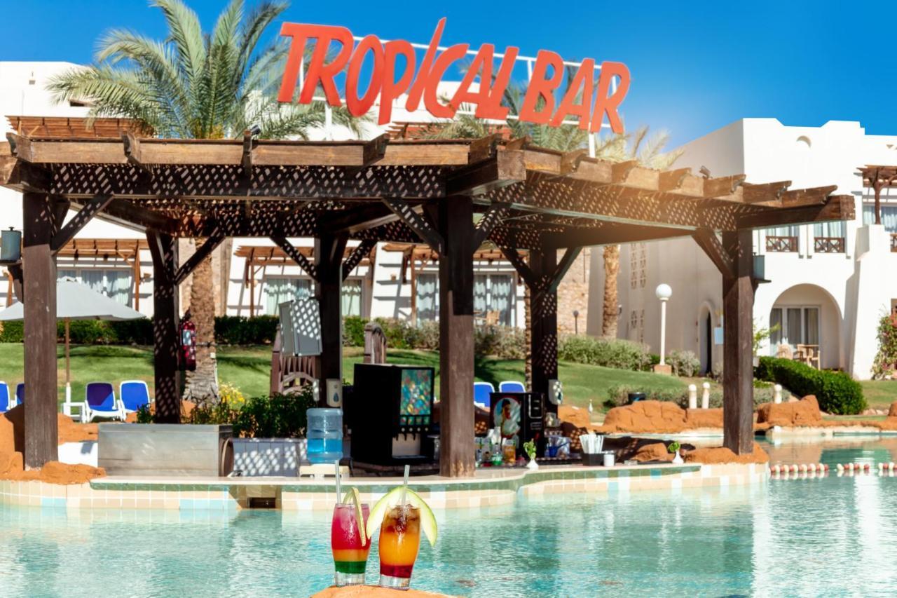 Sharm Dreams Vacation Club - Aqua Park Hotell Eksteriør bilde Tropical Bar